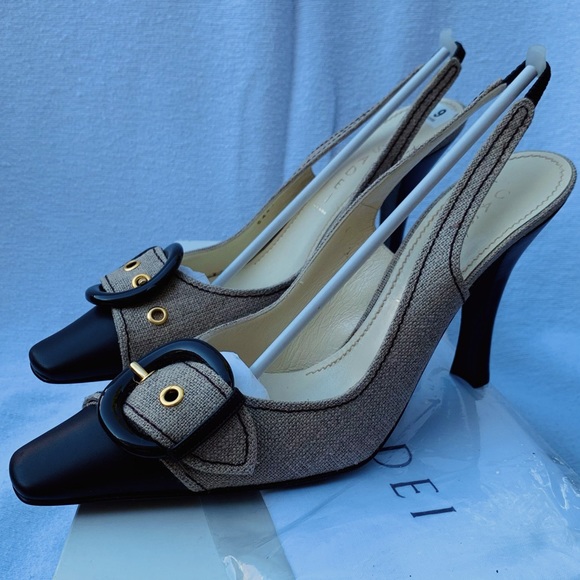 NWT CASADEI beige and brown sling back leather cap toe heels with buckle detail